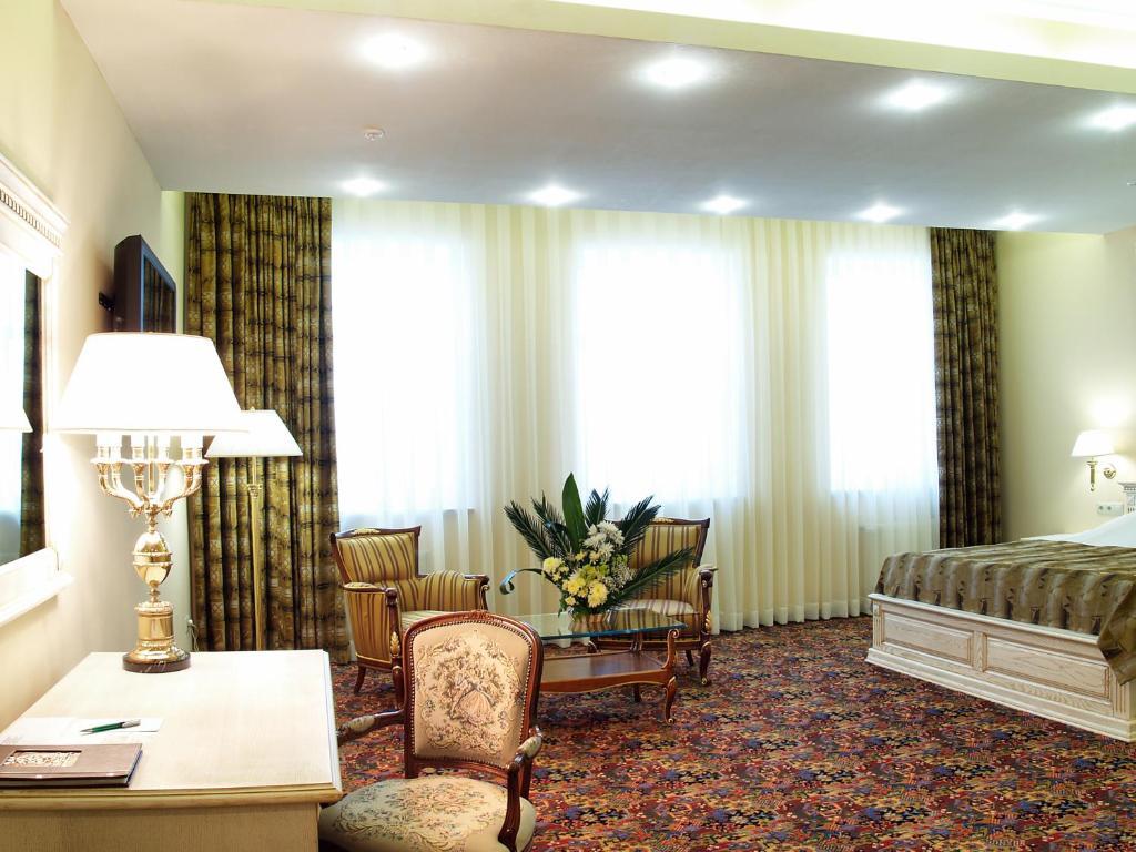 Kaspiy Premium Hotel Khorol Δωμάτιο φωτογραφία